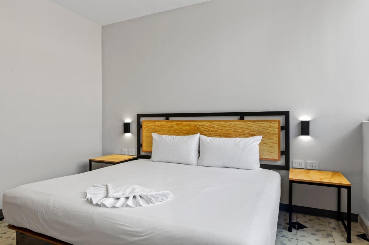 Suites Reforma By Homirent Merida Bagian luar foto