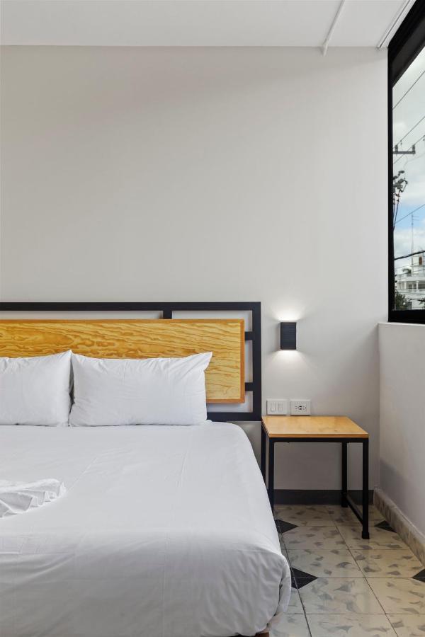 Suites Reforma By Homirent Merida Bagian luar foto