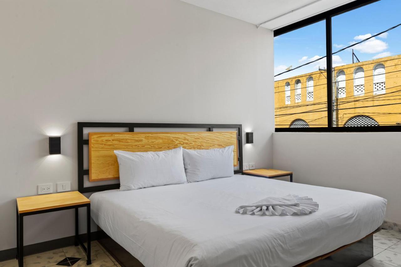 Suites Reforma By Homirent Merida Bagian luar foto