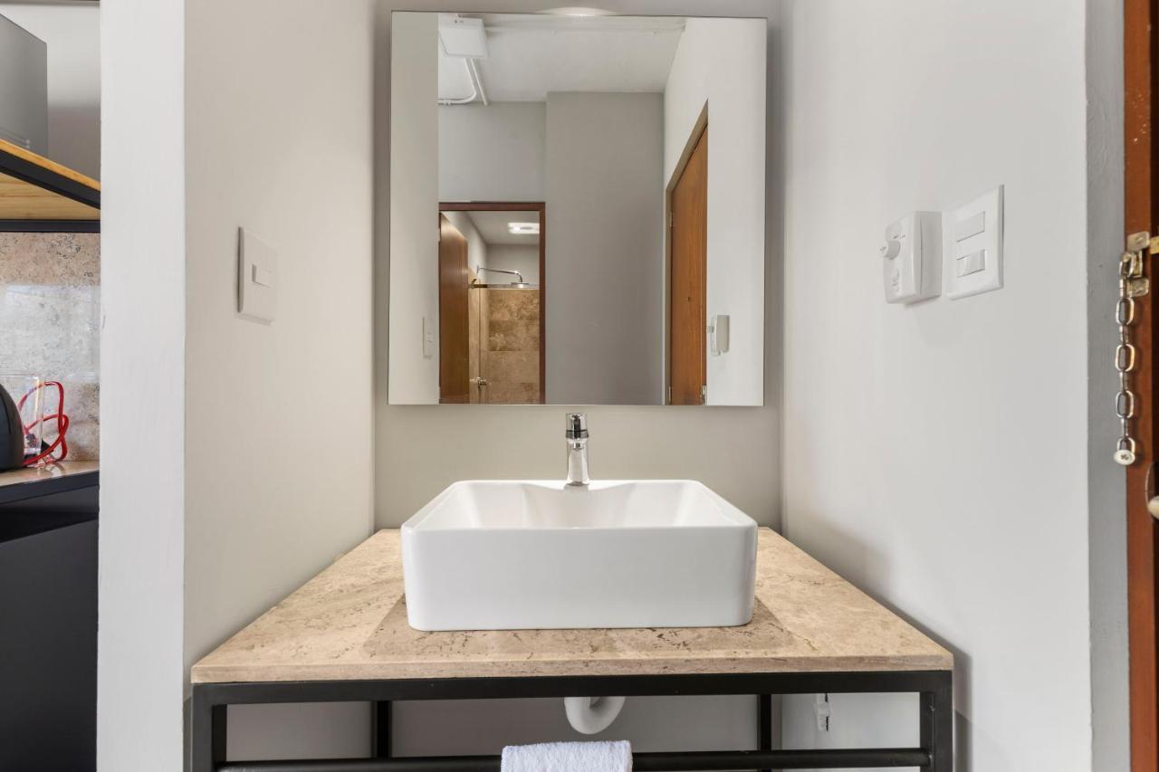 Suites Reforma By Homirent Merida Bagian luar foto