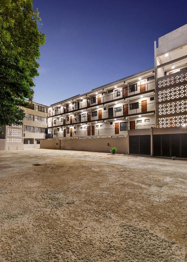 Suites Reforma By Homirent Merida Bagian luar foto